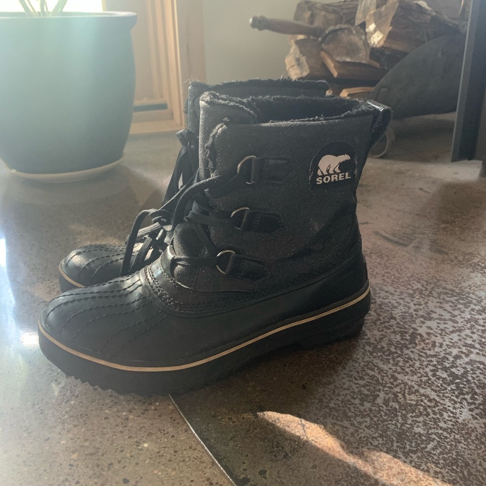 Winter boots